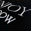 Bordado Frases Fondo Negro Enjoy The Now