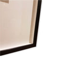 Líneas Minimalistas en Blanco